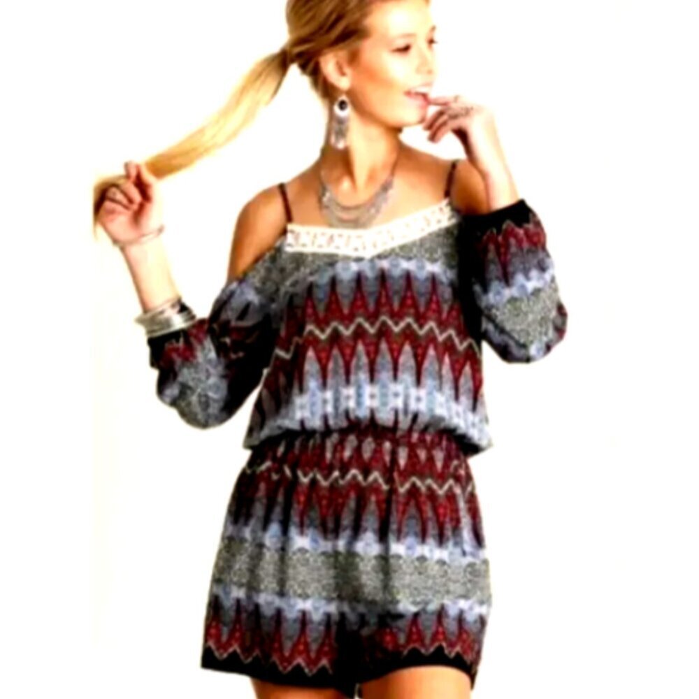 Umgee‎ Cold Shoulder Short Romper Sz L #188J